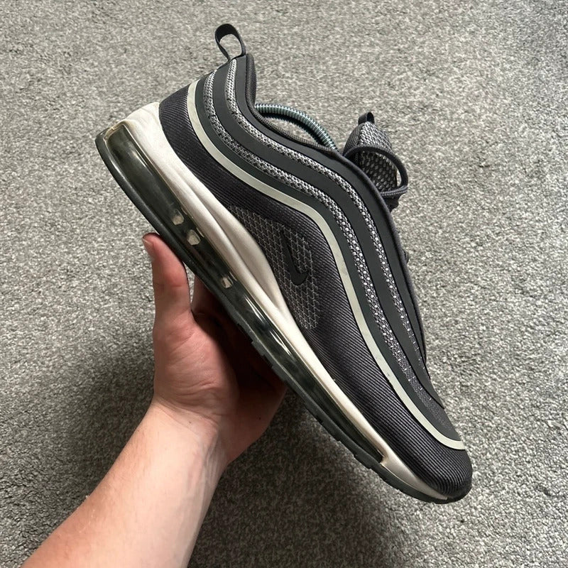Men’s grey Air Max 97s uk size 10