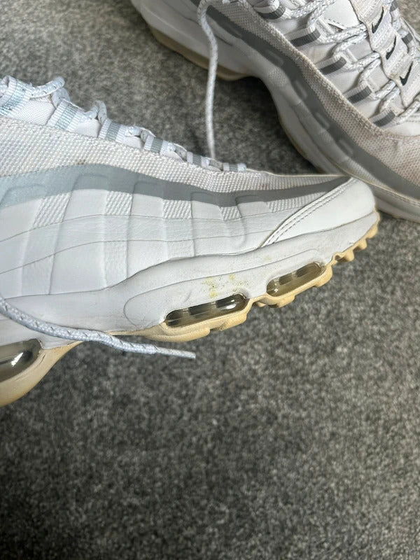Nike air max 95s ultra white and grey mens uk size 7